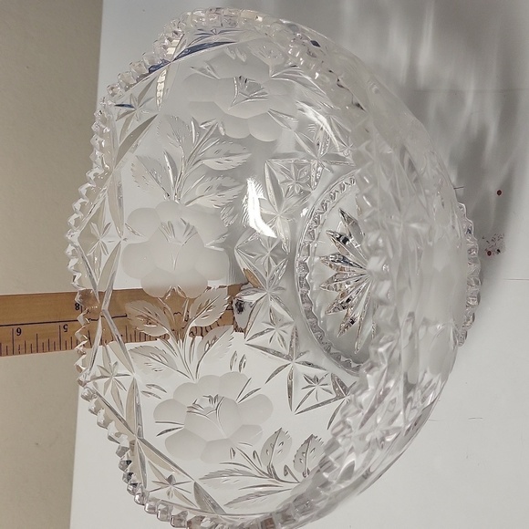 Vintage  pedestal crystal bowl frosted rose collection etched cut crysta… - Picture 8 of 8